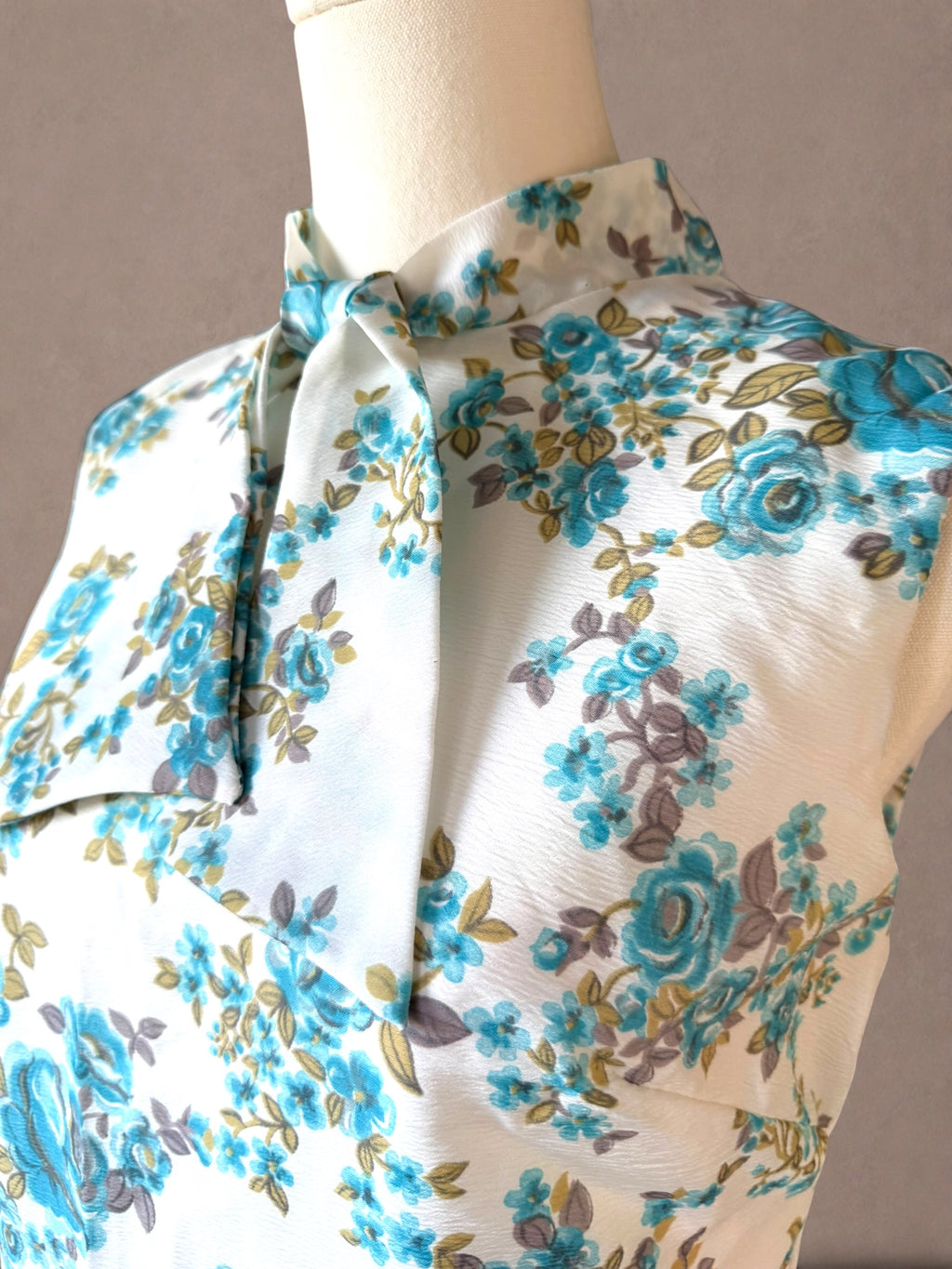 Blue Floral 60s Shift Dress with Bow Neckline
