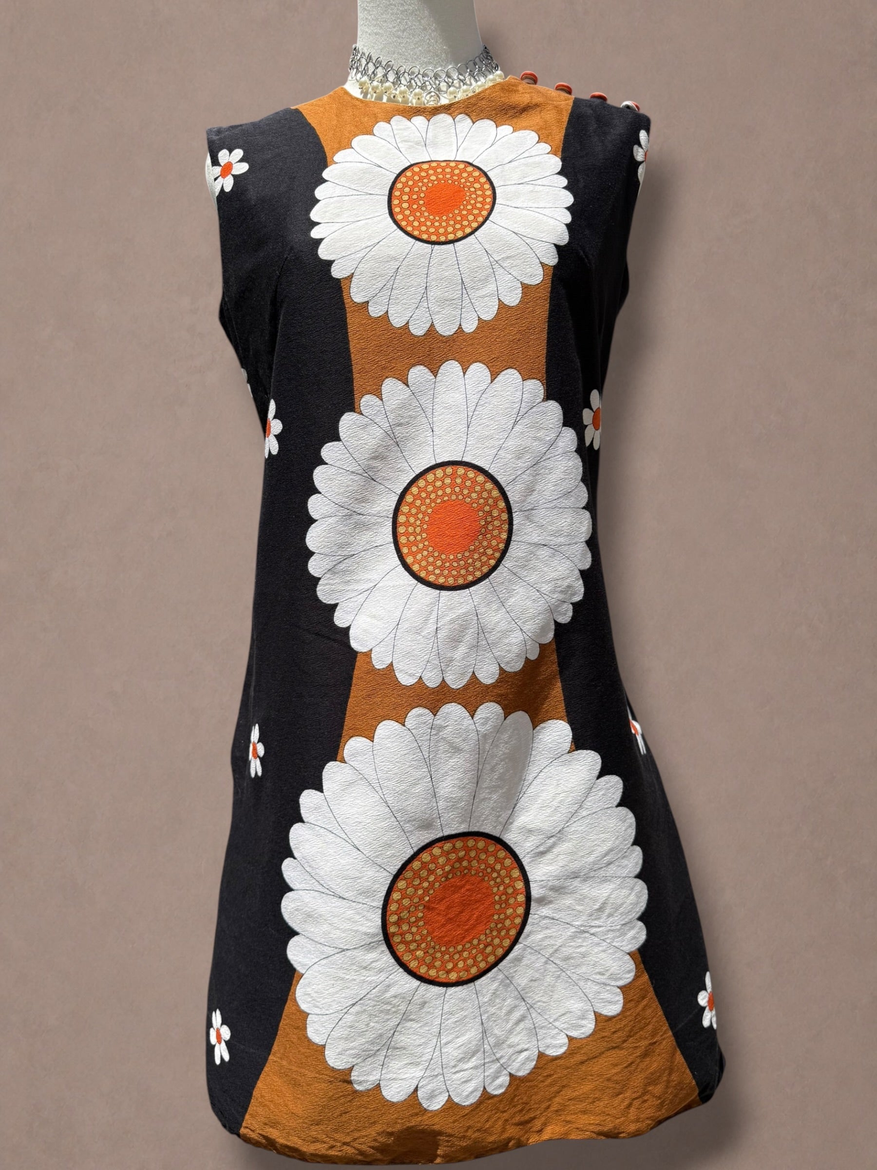 Alice Polynesian 60s Giant Daisy Mod Mini Dress