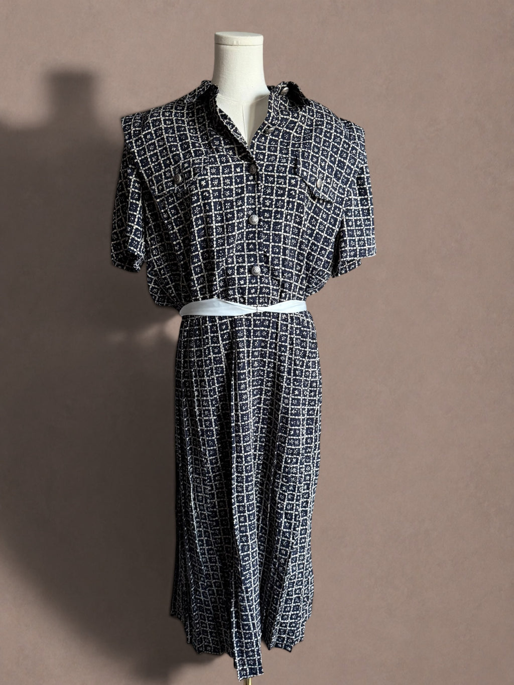 Leslie Fay 80s Does 40s Grid Print Pleated Shirt Dress