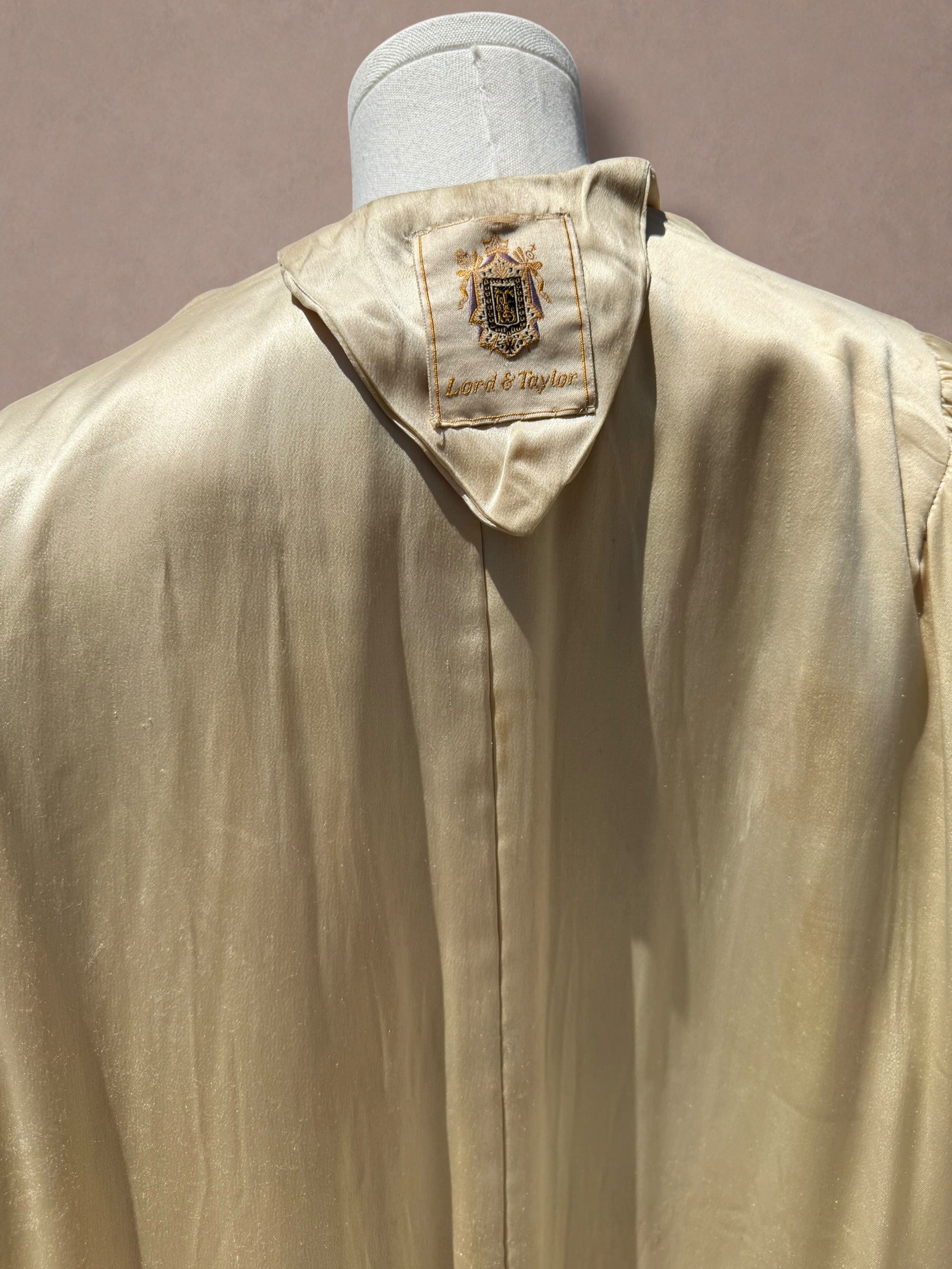 Black Silk Velvet Brocade Cape
Lord & Taylor, Late 1930s–Early 1940s