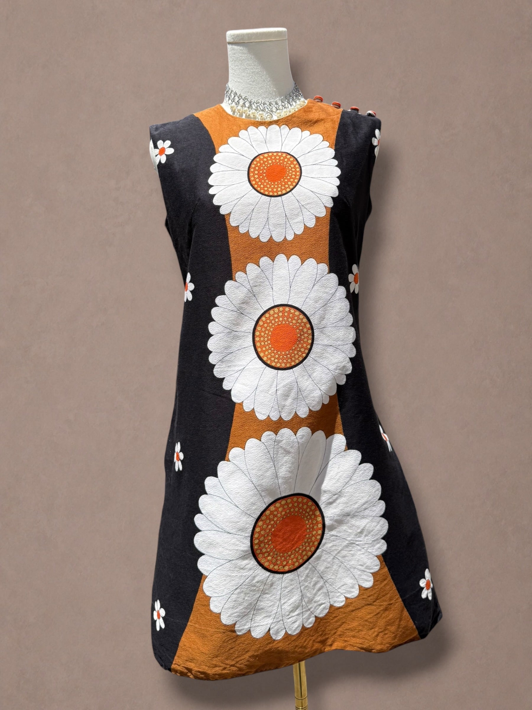 Alice Polynesian 60s Giant Daisy Mod Mini Dress
