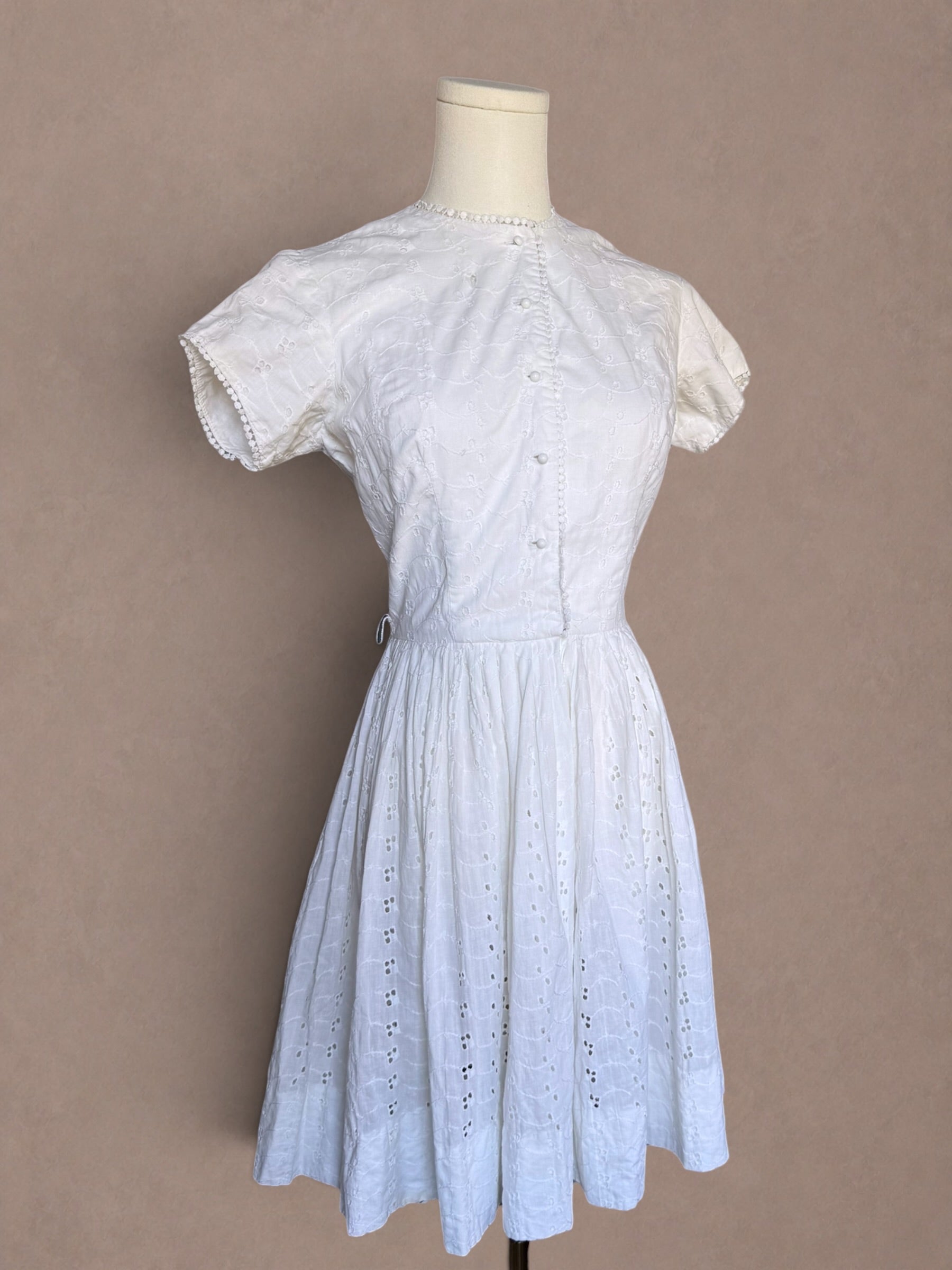 White Eyelet Cotton 70s Fit & Flare Dress
