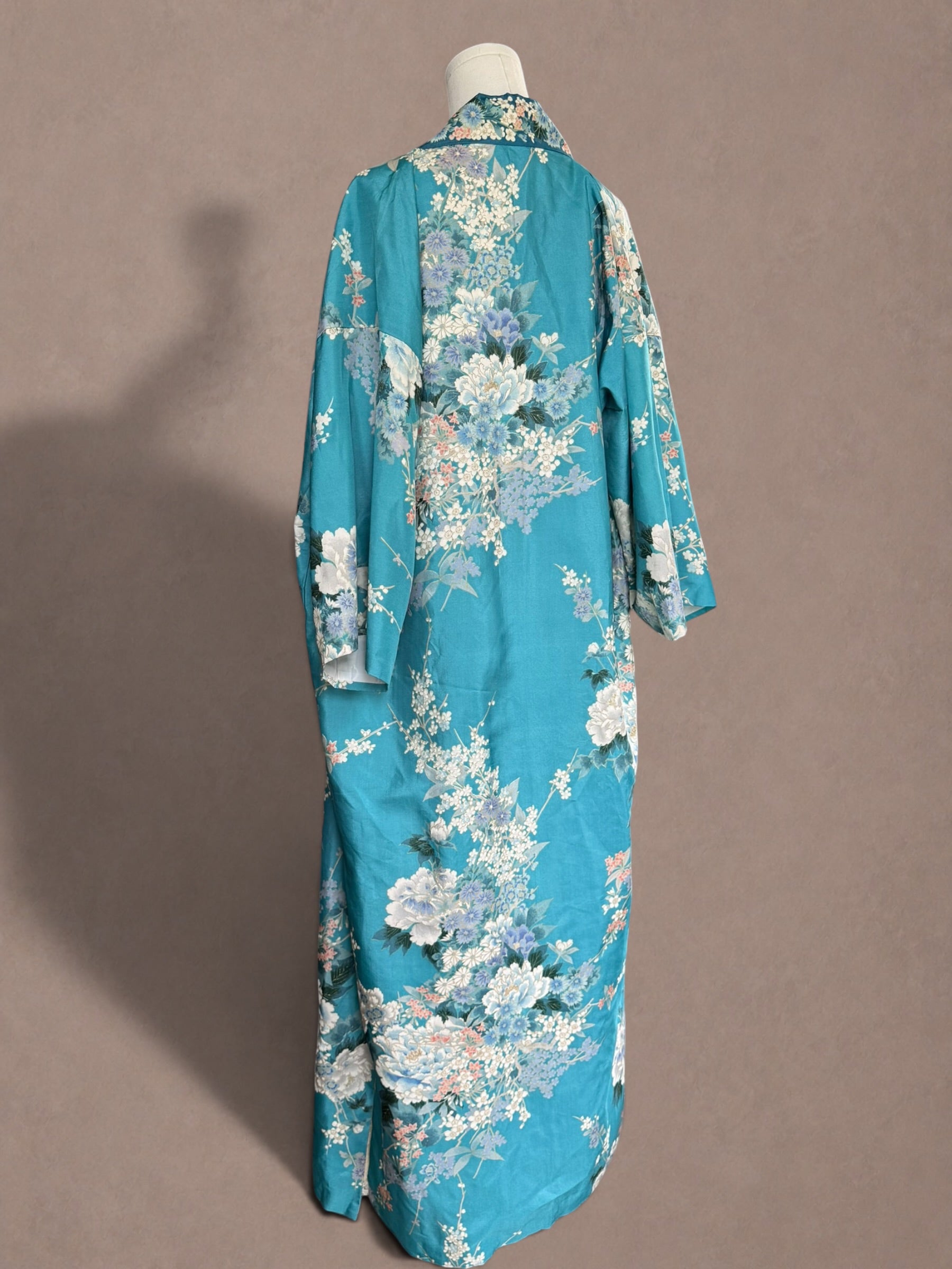 Silk Floral 70s Lounge Robe