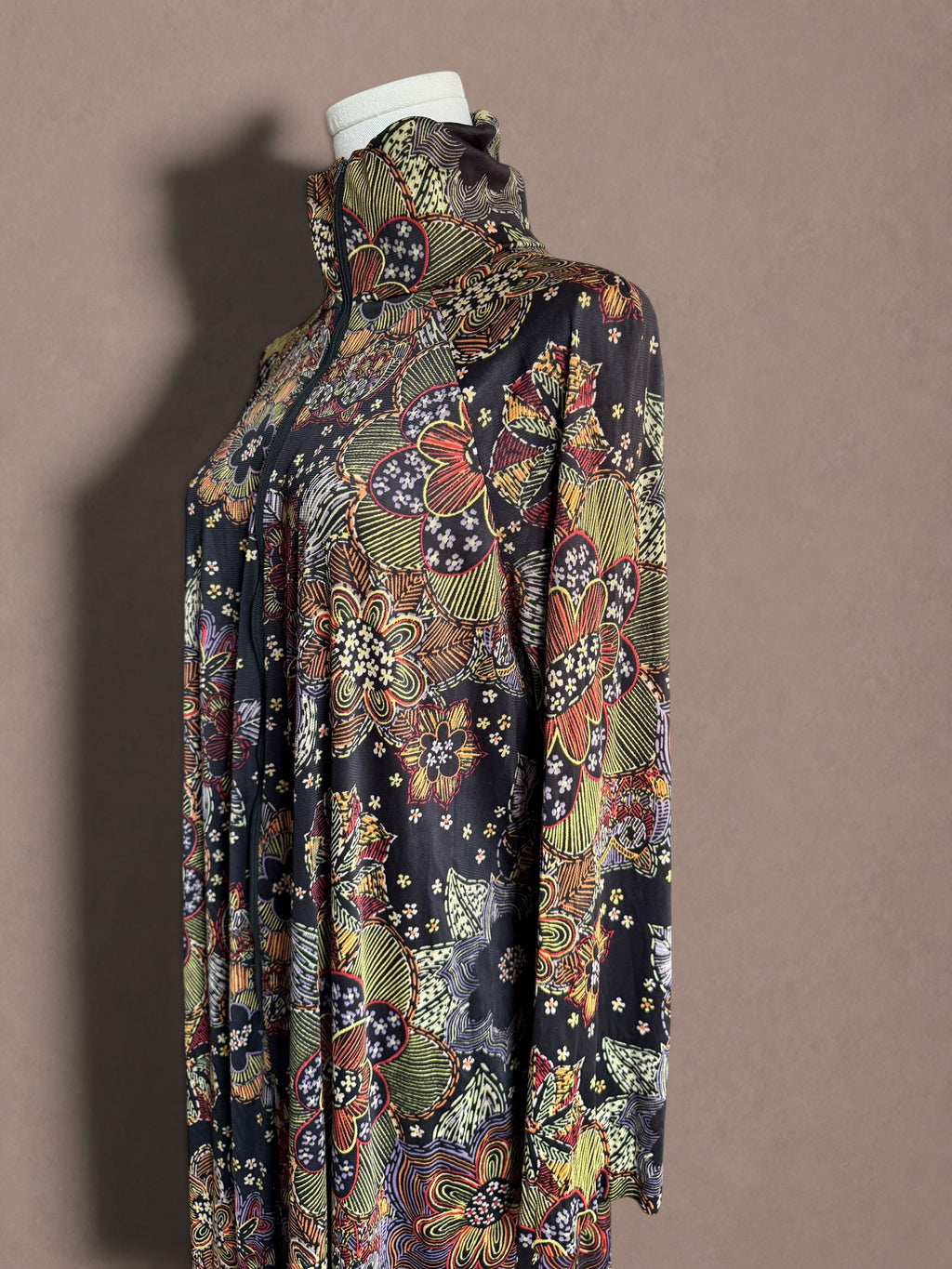 Psychedelic Owl Print 70s Zip Front Hostess Dress by Butterfield 8