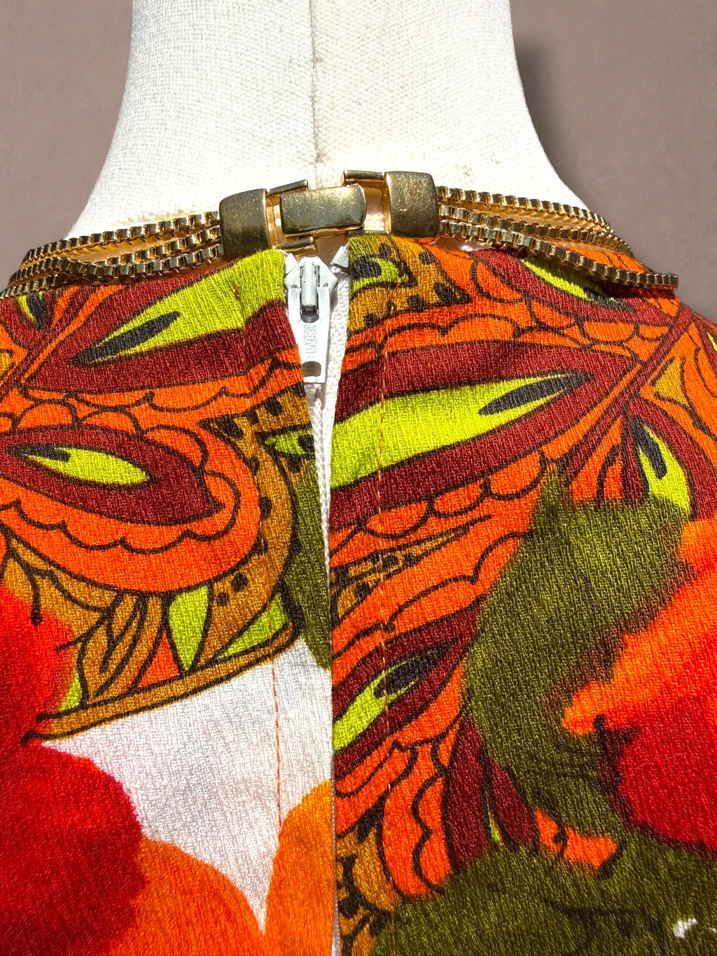 Alice Polynesian 60s Hawaiian Psychedelic Floral Maxi Dress